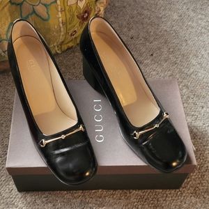 Authentic Gucci  Iconic Horesbit Motif Black Pumps Pristine HTF Vintage